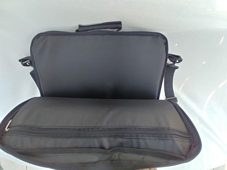 Briefcase for Laptop and documents - Model 173010