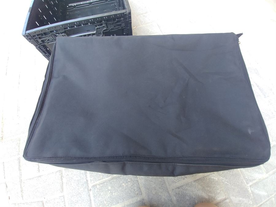 Cold and heat retainer bag modified for delivery boxes model. 1420001